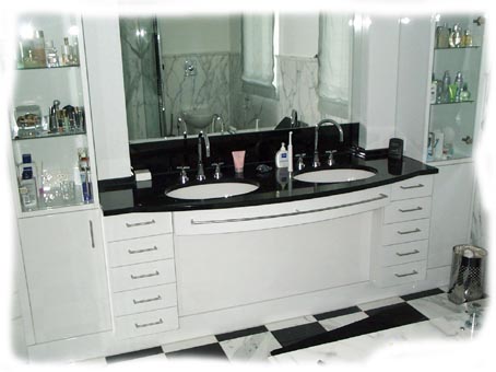 Badschrank hochglanz weiss