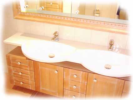 Kinderbad in Nadelholz