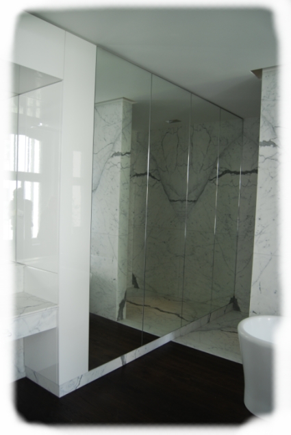 Spiegelfront Einbauschrank